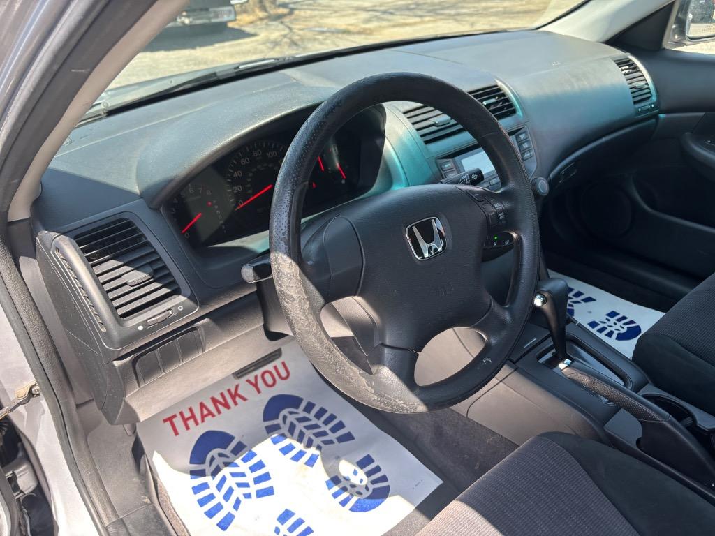 2005 Honda Accord LX photo