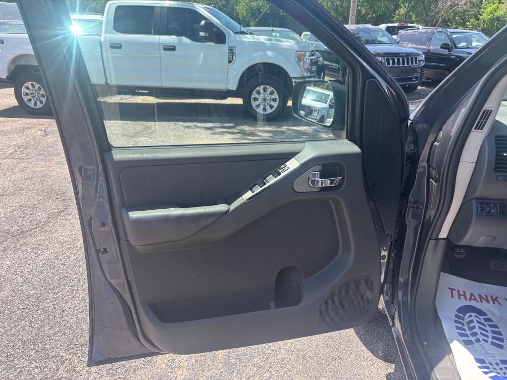 2012 Nissan Pathfinder - $9,999