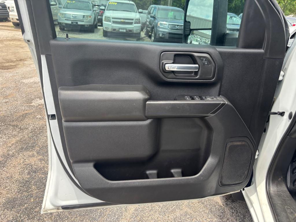 2020 Chevrolet Silverado 3500HD - $29,999