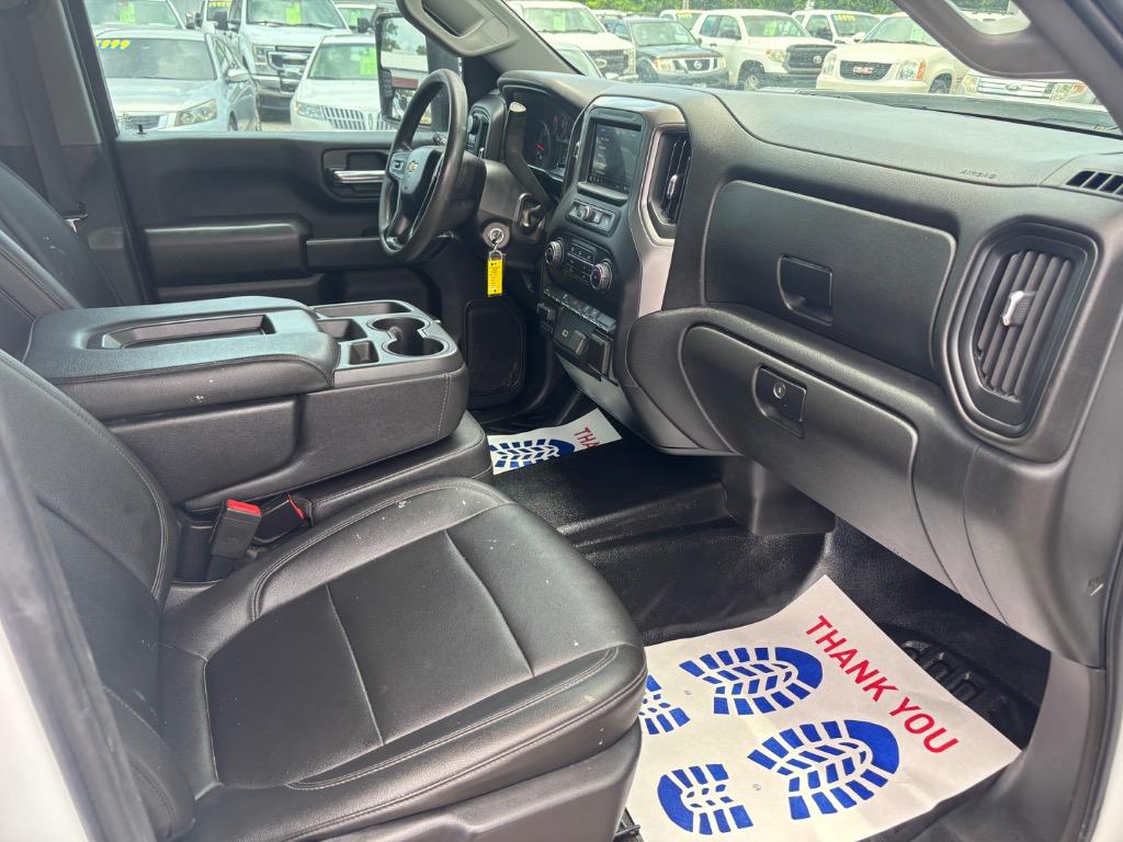 2020 Chevrolet Silverado 3500HD - $29,999