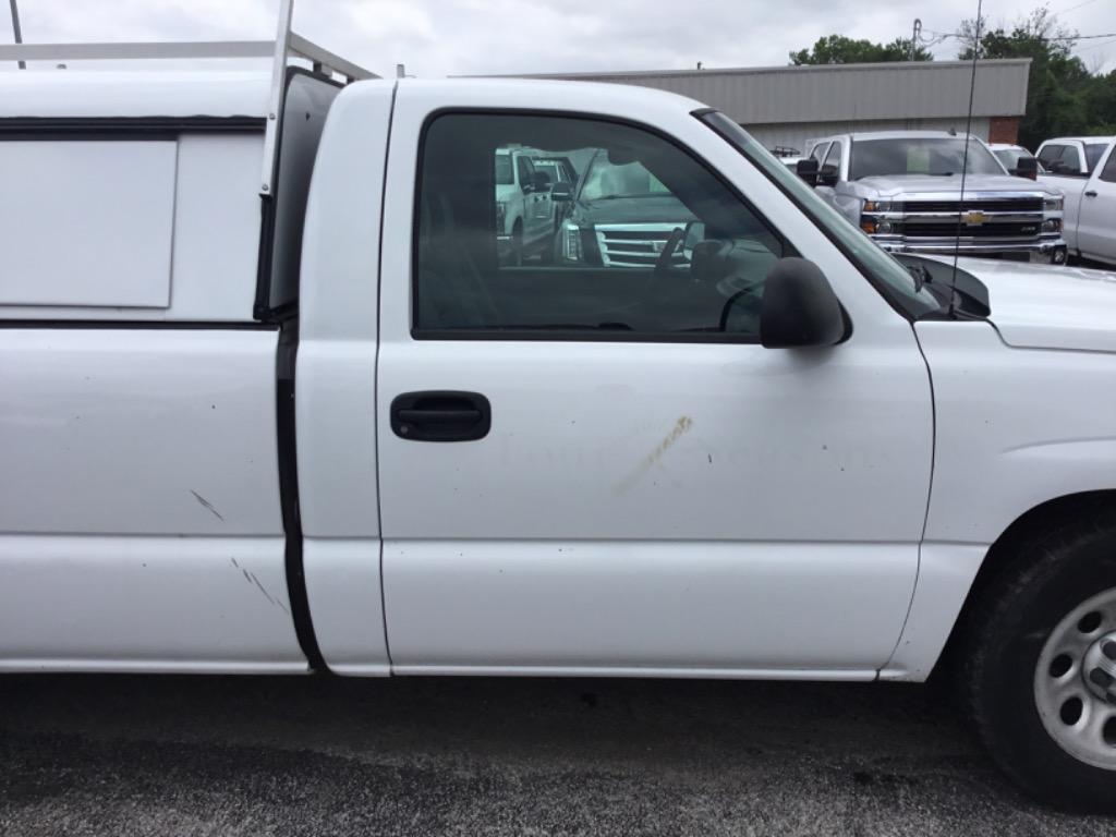 2006 Chevrolet Silverado - $4,999