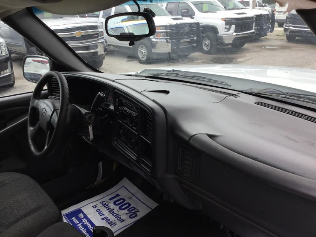 2006 Chevrolet Silverado - $4,999