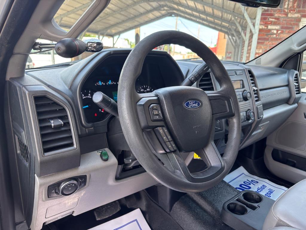 2017 Ford F-250 - $22,999