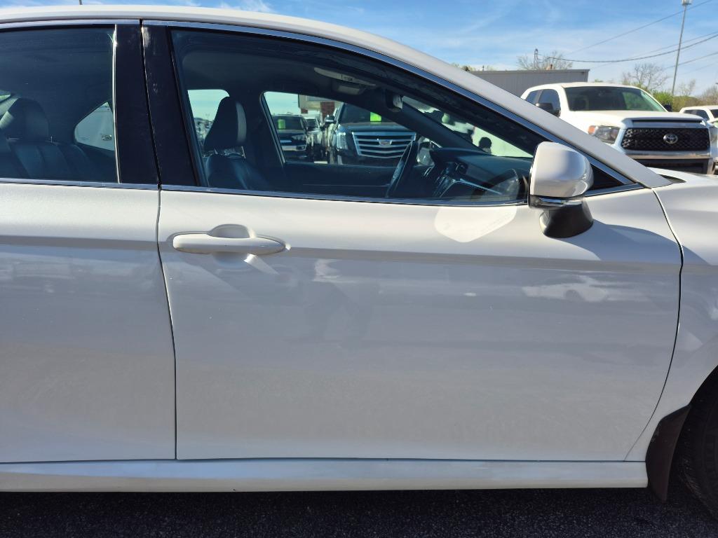 2018 Toyota Camry - $14,999