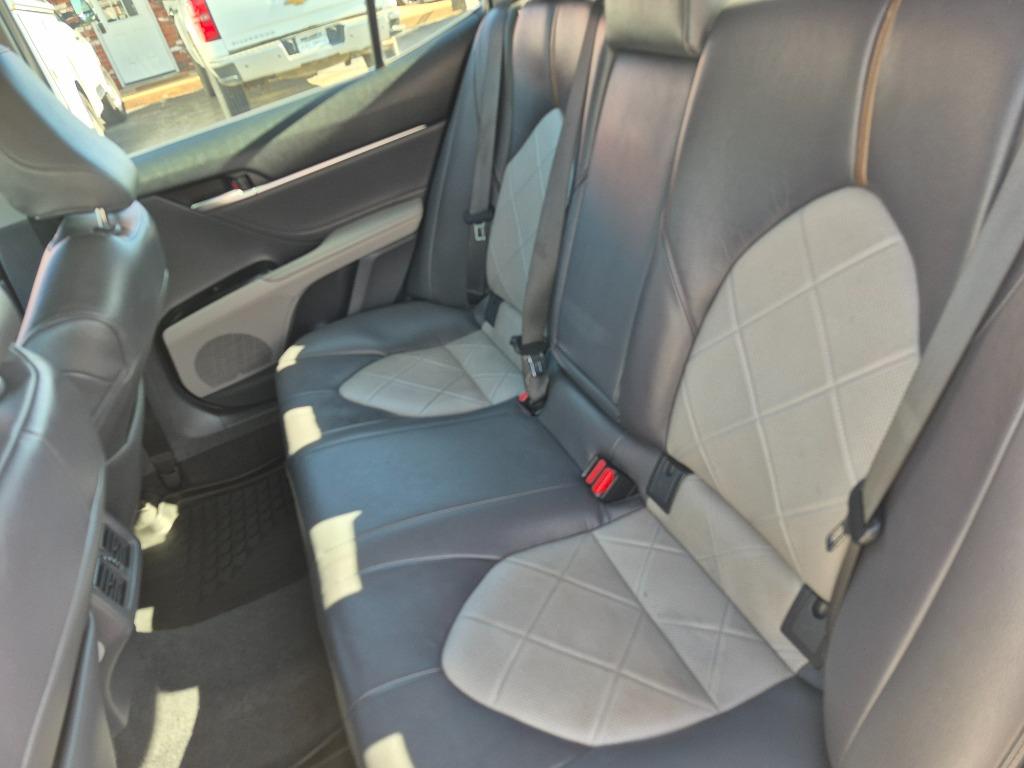 2018 Toyota Camry - $14,999