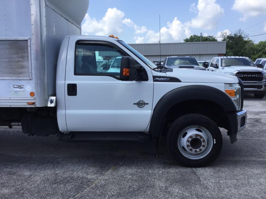 2013 Ford F-550 - $17,999