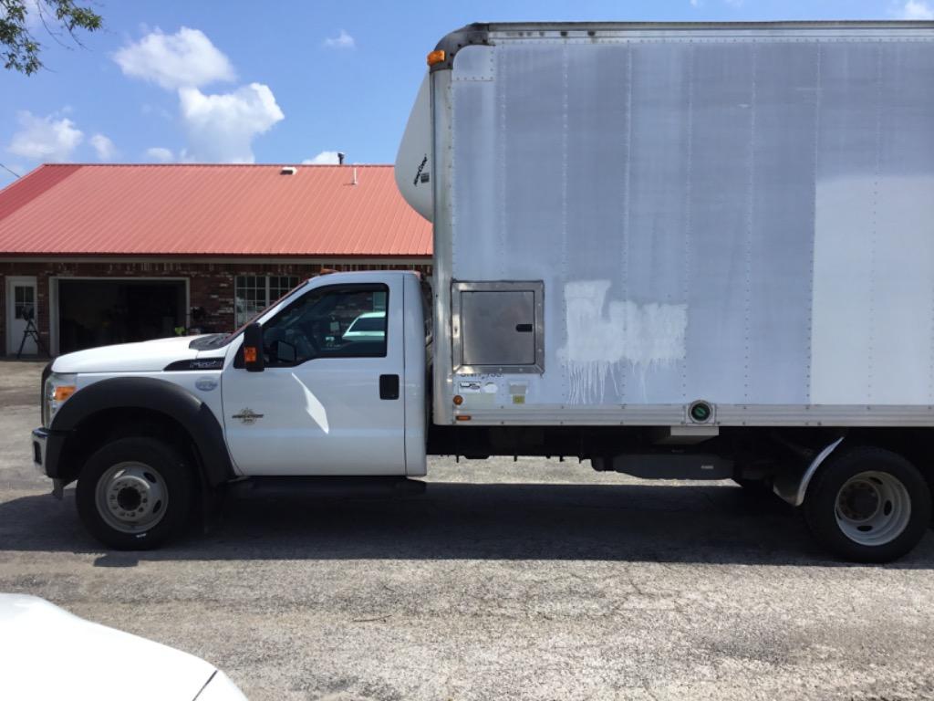 2013 Ford F-550 - $17,999
