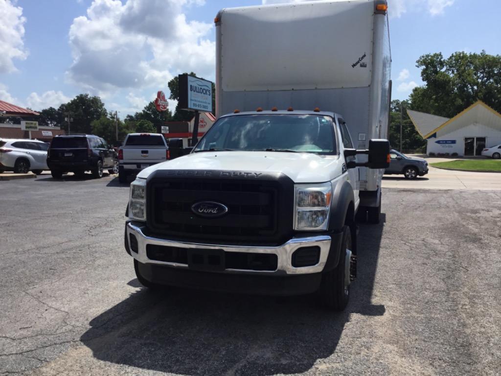 2013 Ford F-550 - $17,999