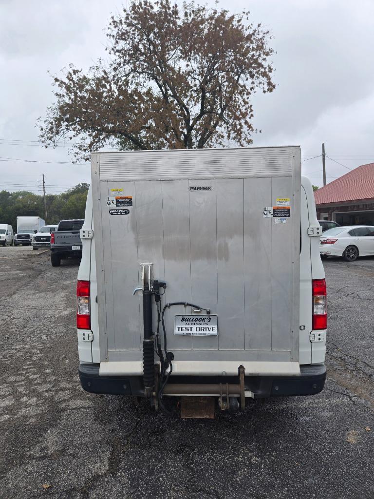 2016 Nissan Nv - $10,999