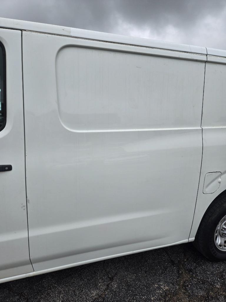 2016 Nissan Nv - $10,999
