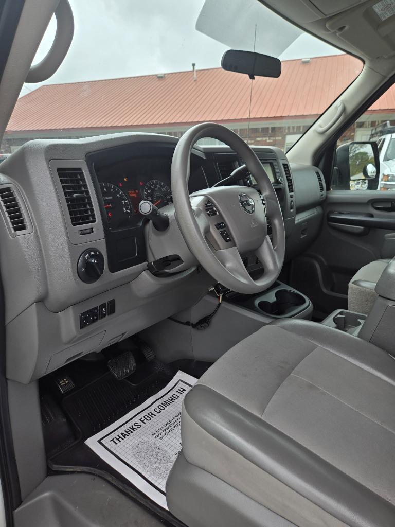 2016 Nissan Nv - $10,999