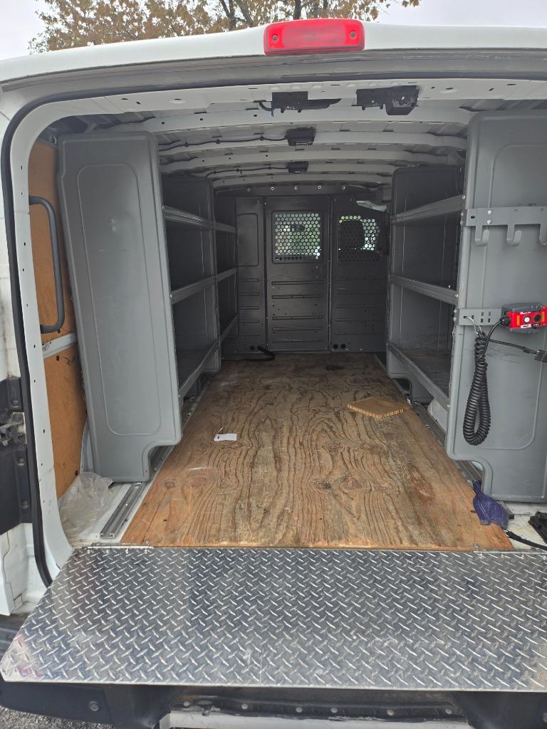 2016 Nissan Nv - $10,999