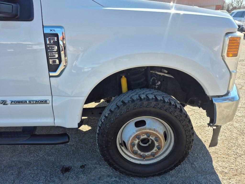2020 Ford F-350 Super Duty - $35,999