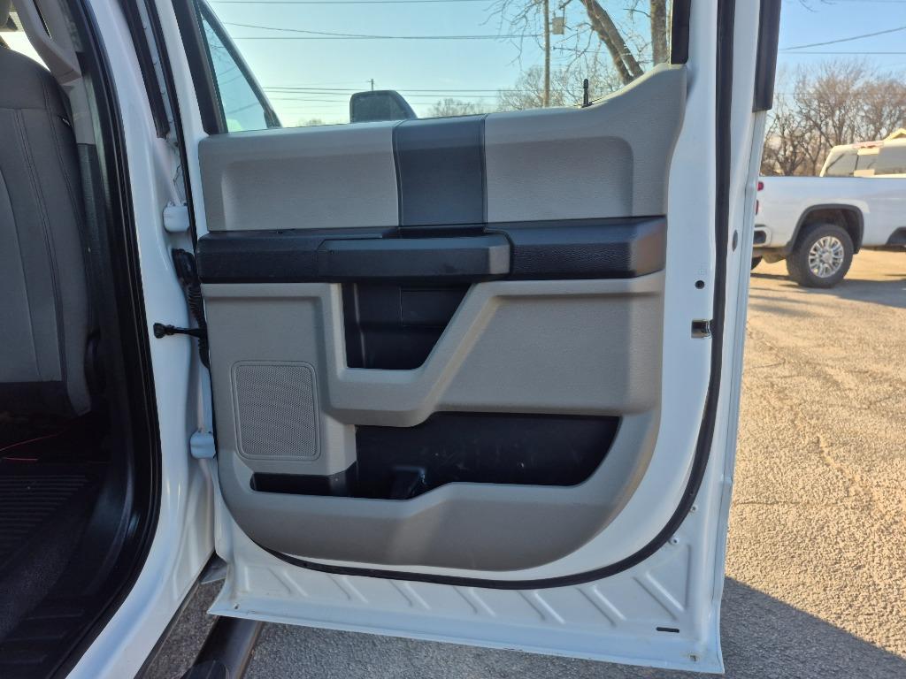 2020 Ford F-350 Super Duty - $35,999