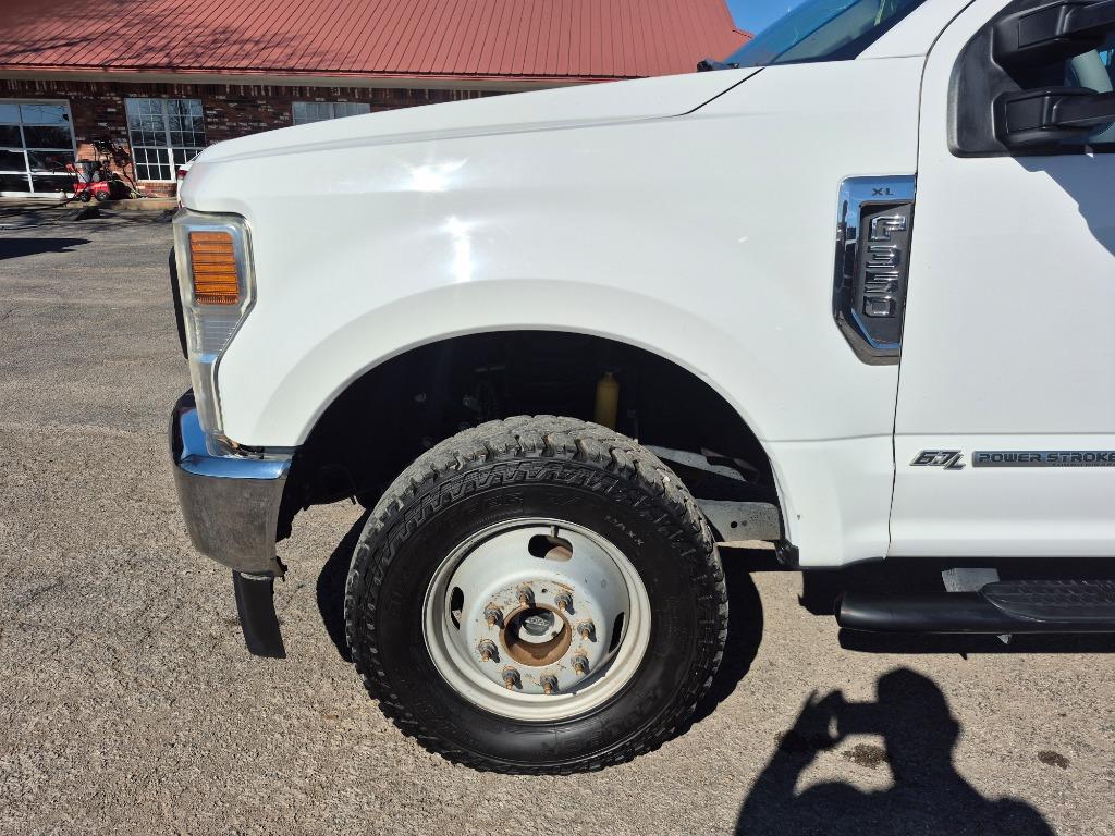 2020 Ford F-350 Super Duty - $35,999