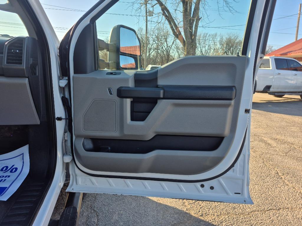2020 Ford F-350 Super Duty - $35,999