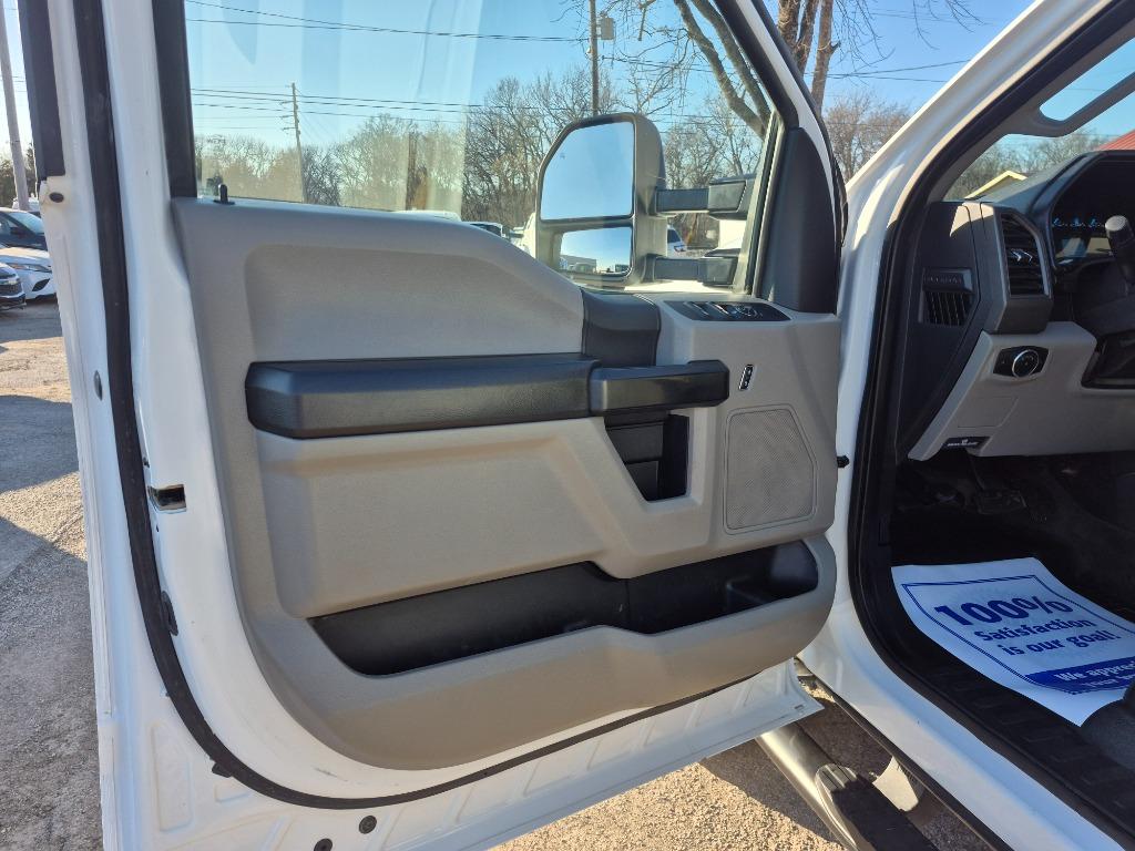 2020 Ford F-350 Super Duty - $35,999
