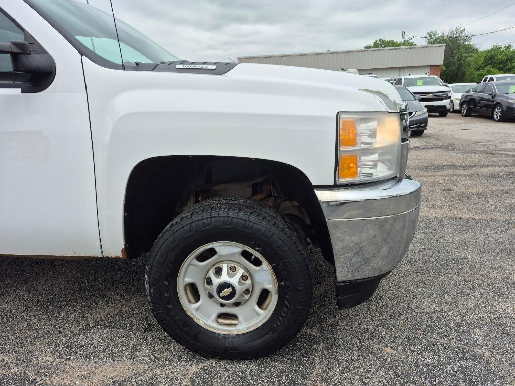 2012 Chevrolet Silverado 2500 - $8,999