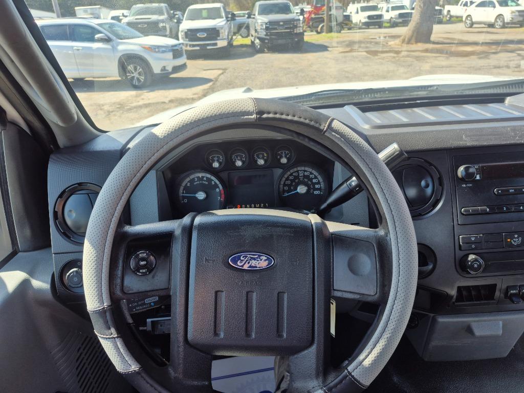 2011 Ford F-350 Super Duty - $7,999