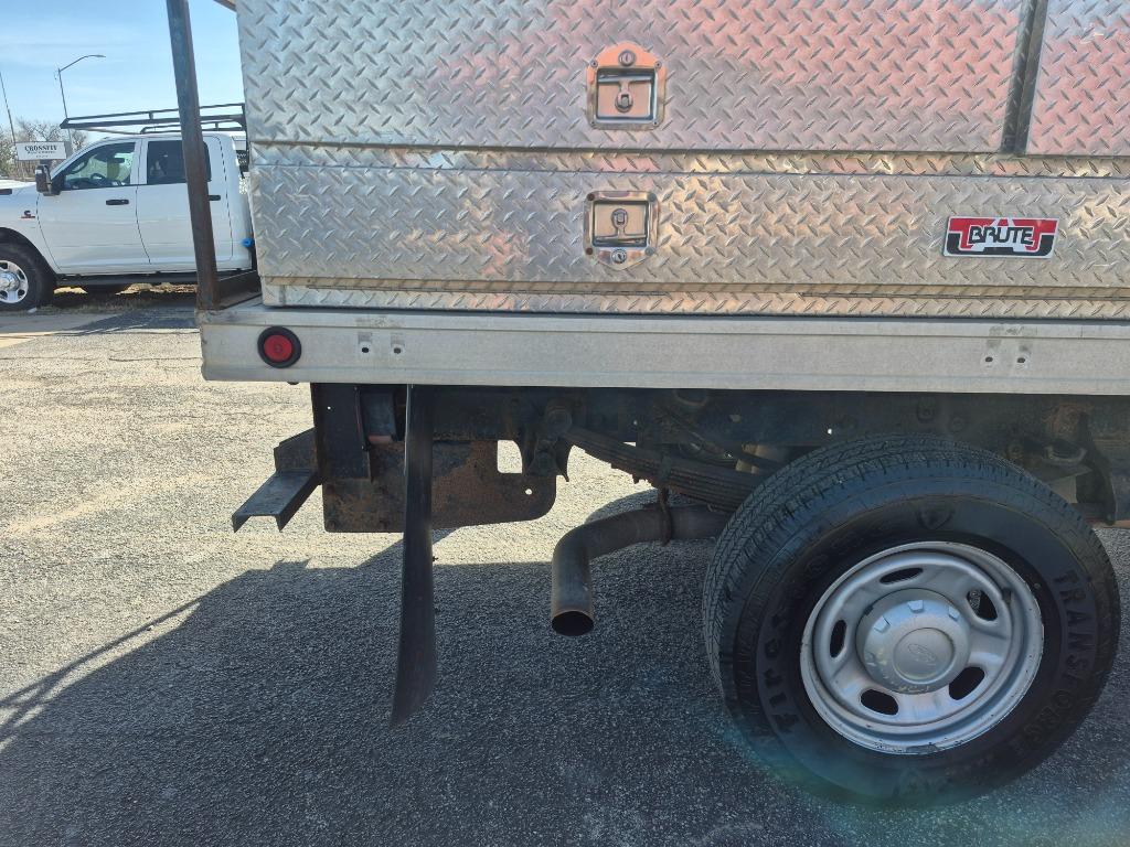 2011 Ford F-350 Super Duty - $7,999