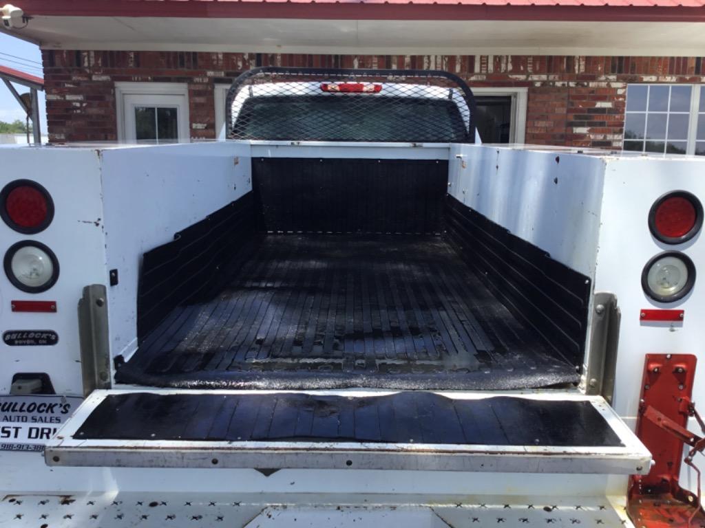 2007 Chevrolet Silverado 2500 - $8,999