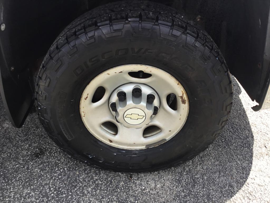 2007 Chevrolet Silverado 2500 - $8,999