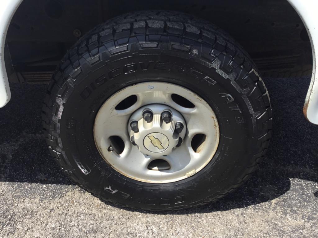 2007 Chevrolet Silverado 2500 - $8,999