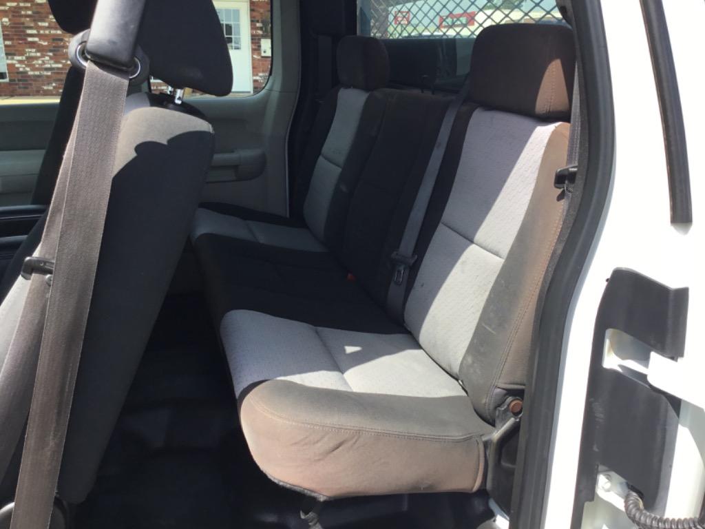 2007 Chevrolet Silverado 2500 - $8,999