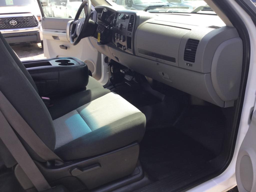 2007 Chevrolet Silverado 2500 - $8,999