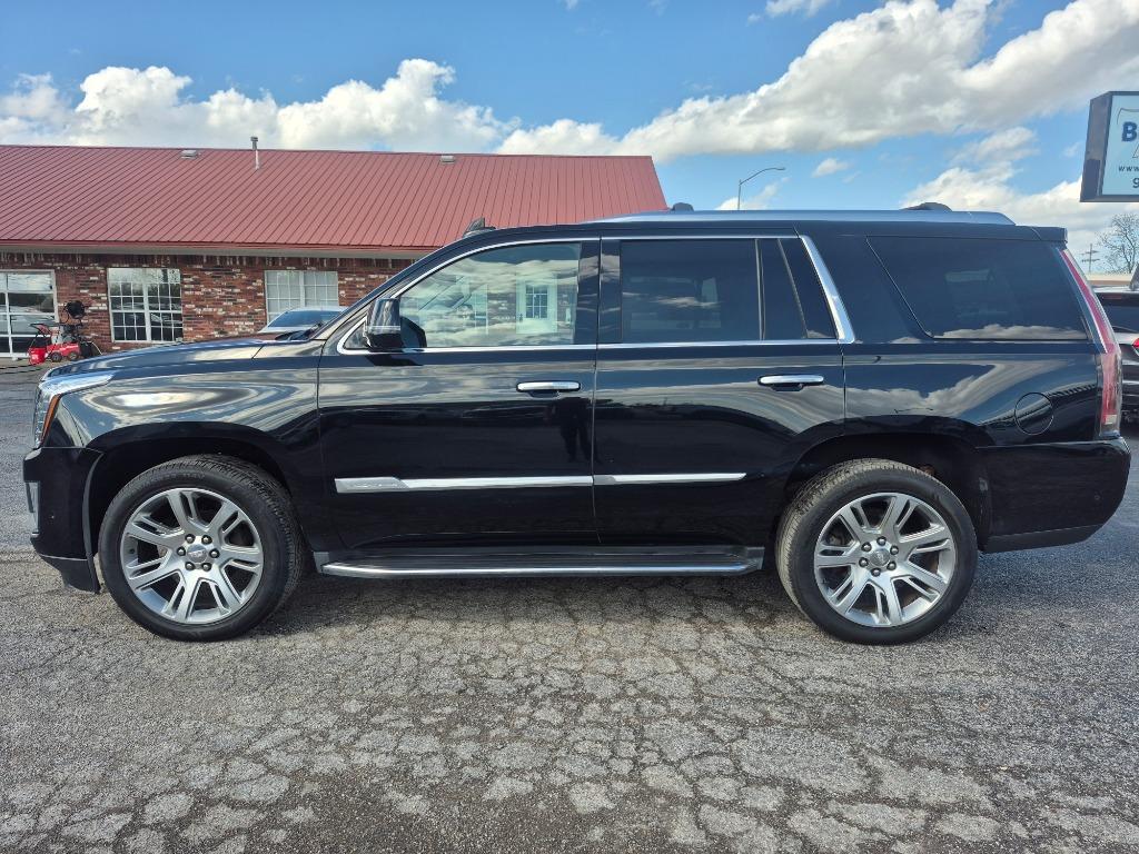 2018 Cadillac Escalade - $22,999