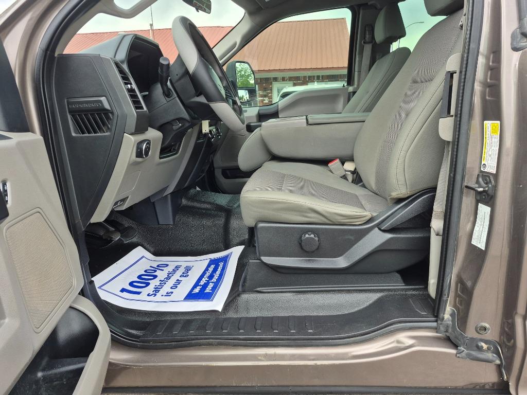 2019 Ford F-250 - $17,999