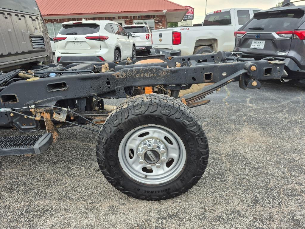 2019 Ford F-250 - $17,999