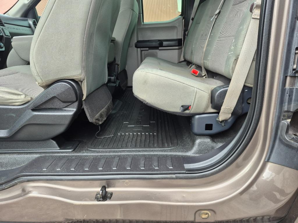 2019 Ford F-250 - $17,999