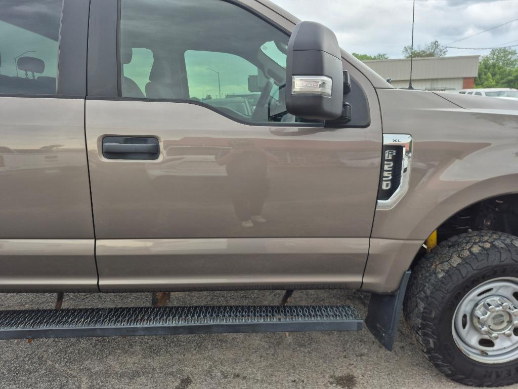 2019 Ford F-250 - $17,999