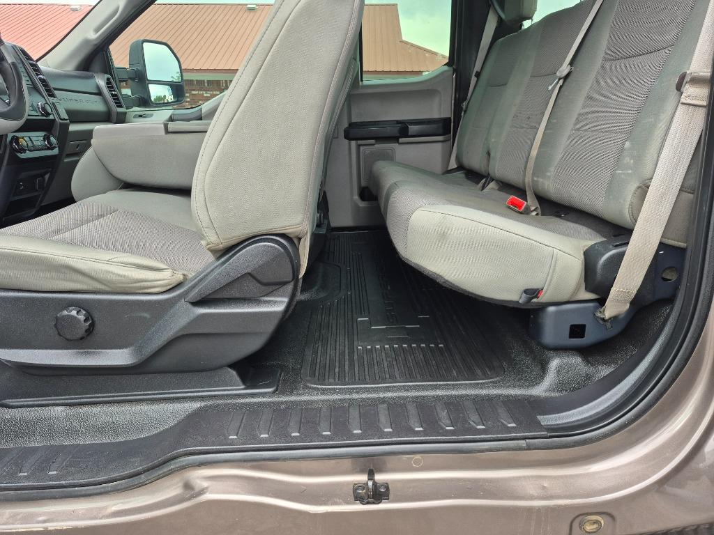 2019 Ford F-250 - $17,999