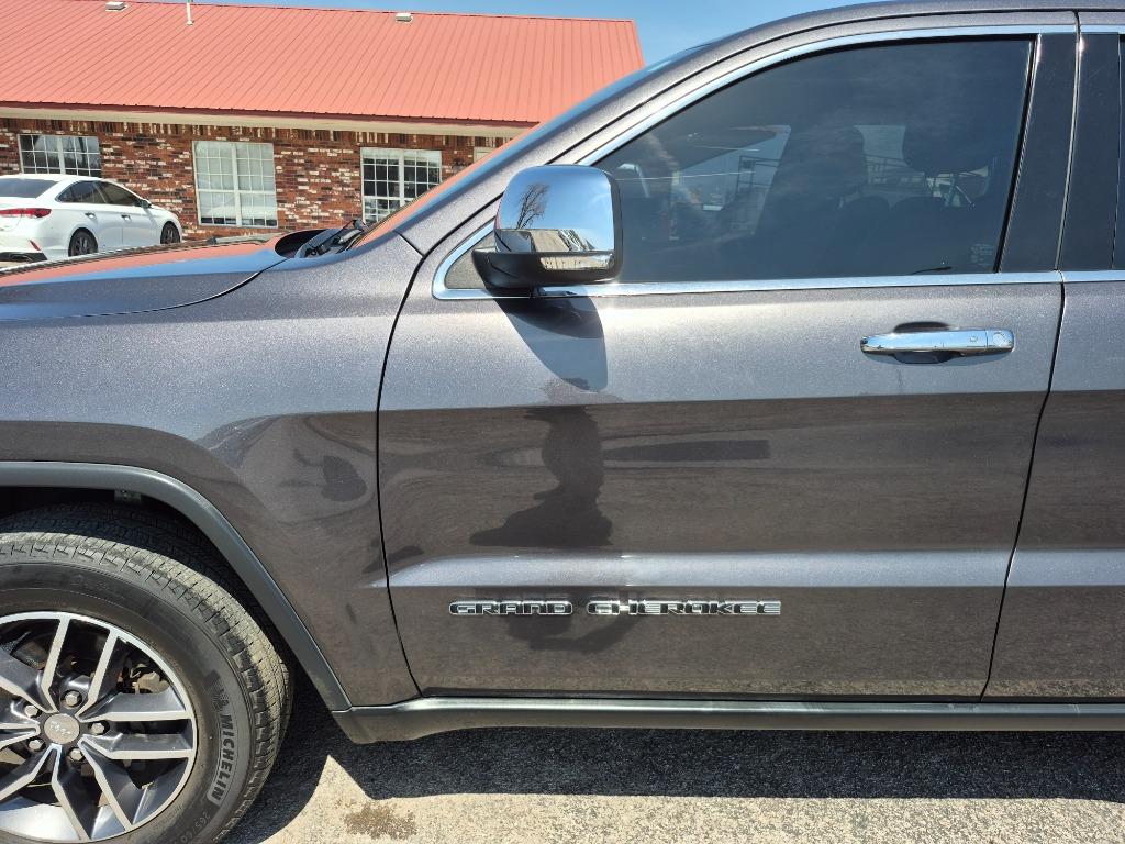 2018 Jeep Cherokee - $15,999