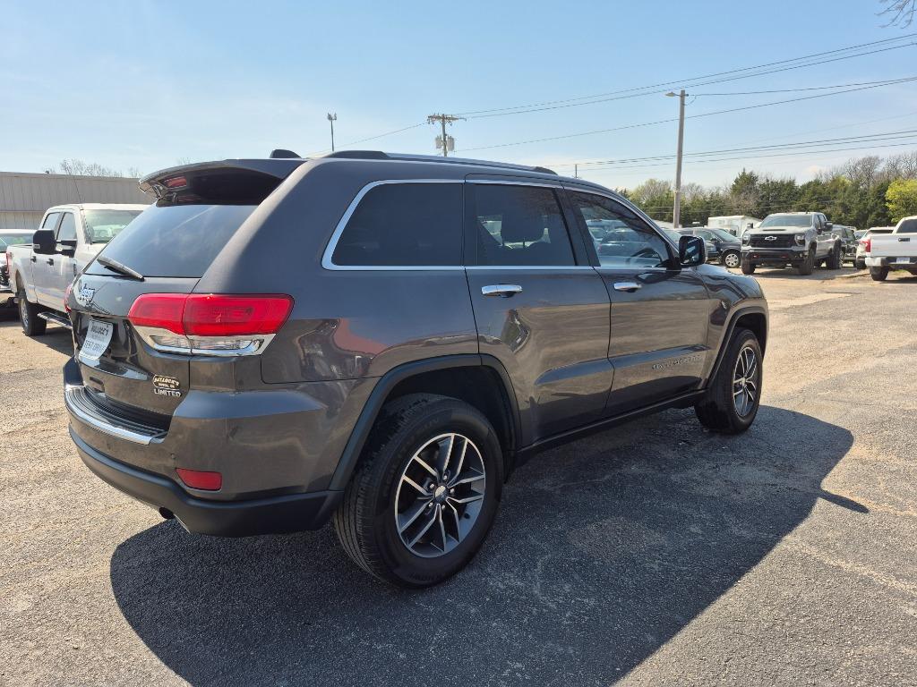 2018 Jeep Cherokee - $15,999
