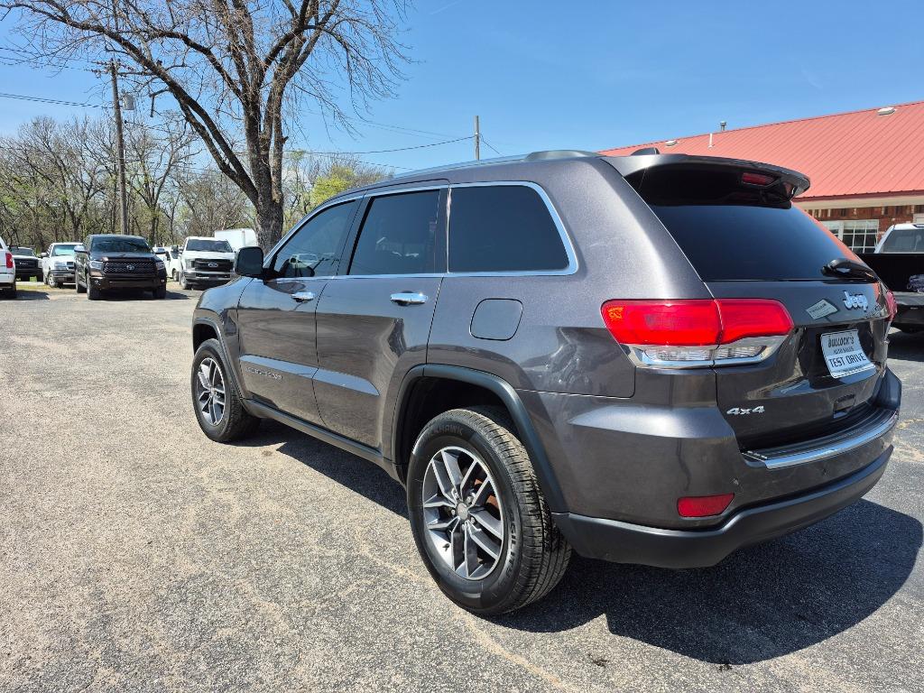 2018 Jeep Cherokee - $15,999