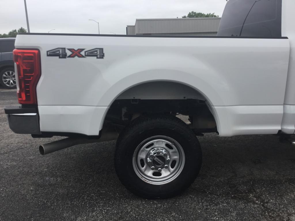 2019 Ford F-250 - $20,999