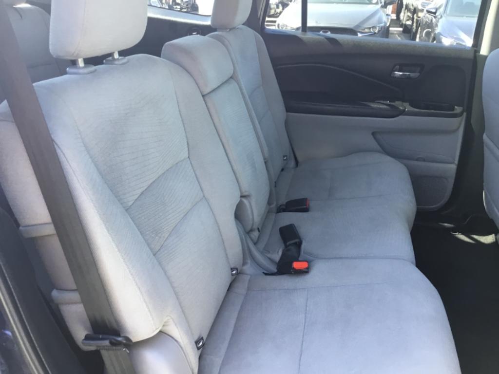 2016 Honda Pilot - $8,999