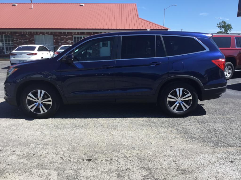 2016 Honda Pilot - $8,999
