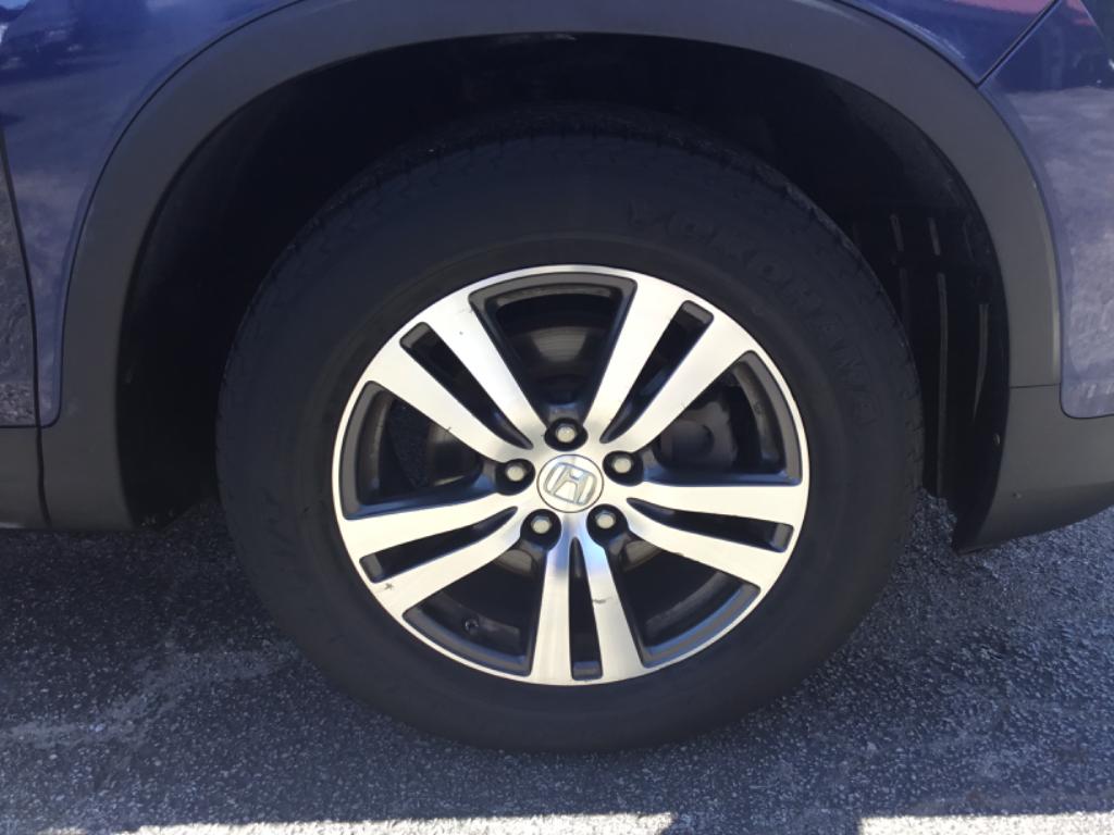 2016 Honda Pilot - $8,999