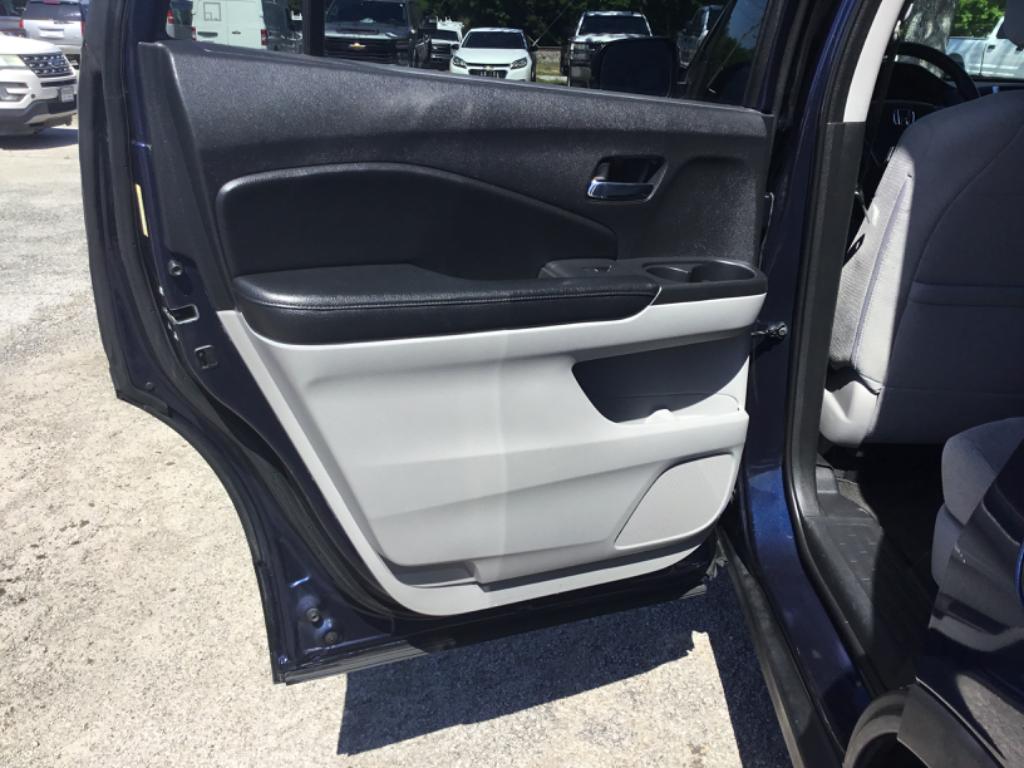 2016 Honda Pilot - $8,999
