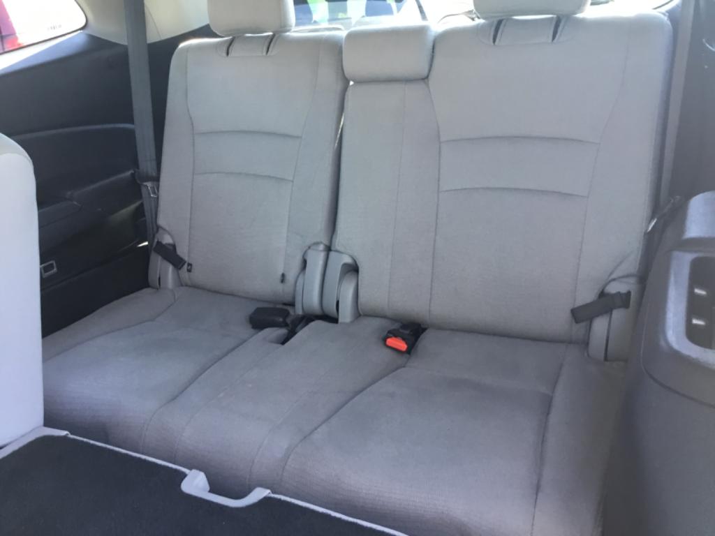 2016 Honda Pilot - $8,999