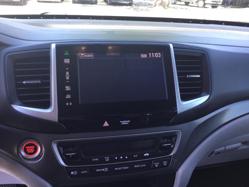 2016 Honda Pilot - $8,999