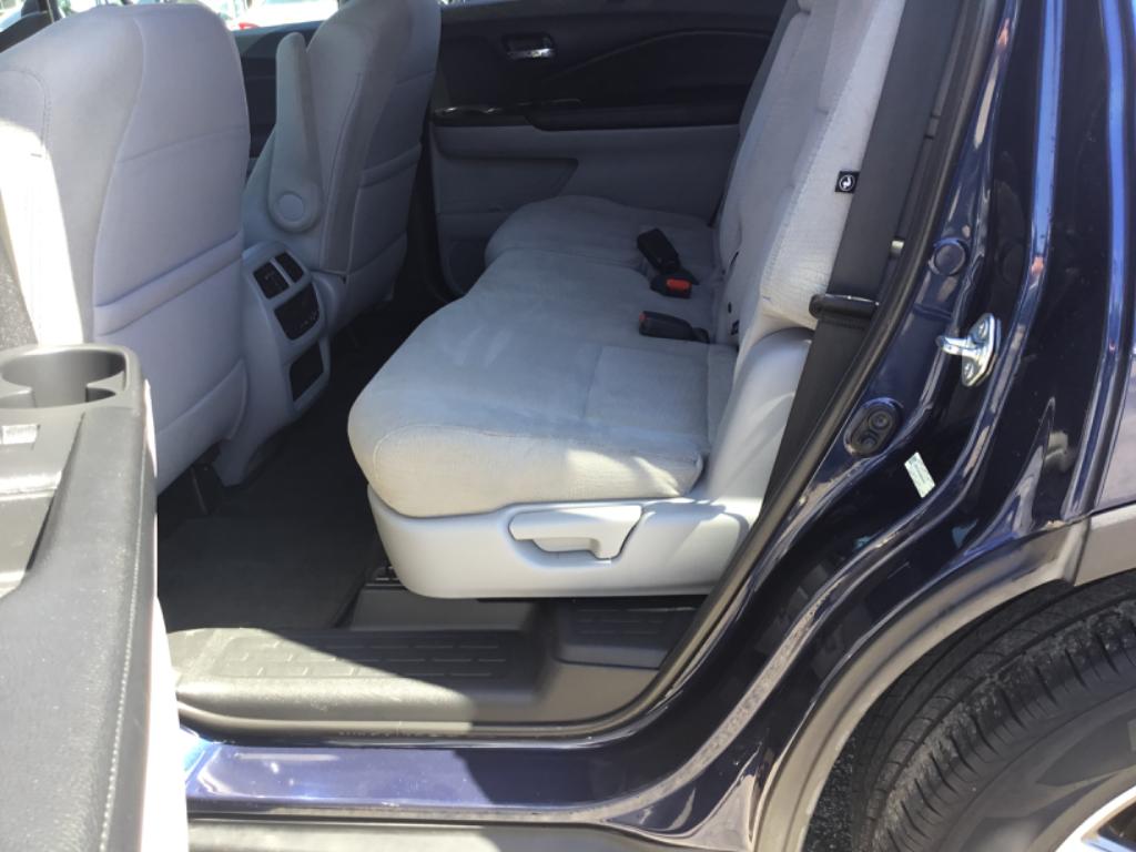 2016 Honda Pilot - $8,999