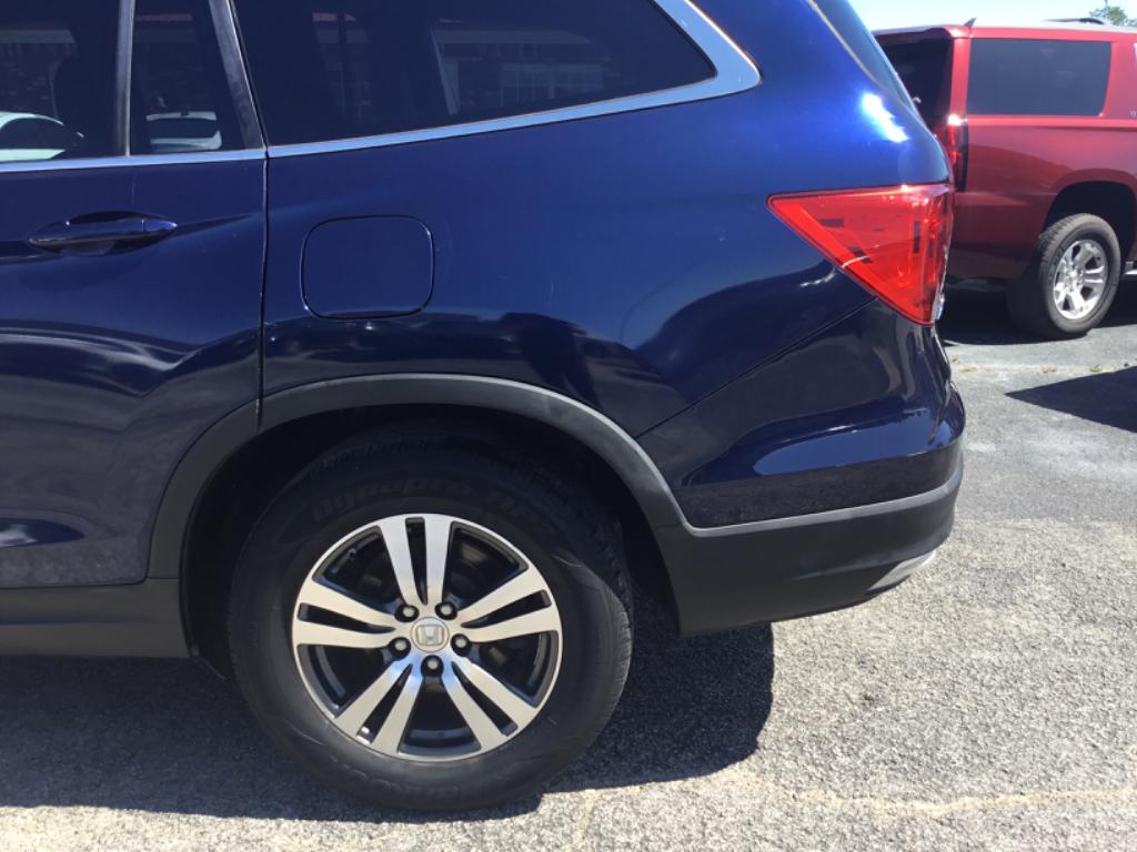 2016 Honda Pilot - $8,999