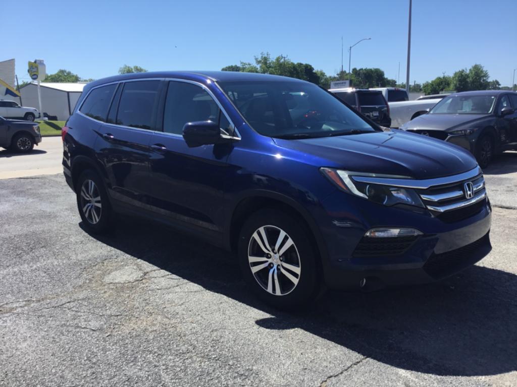 2016 Honda Pilot - $8,999