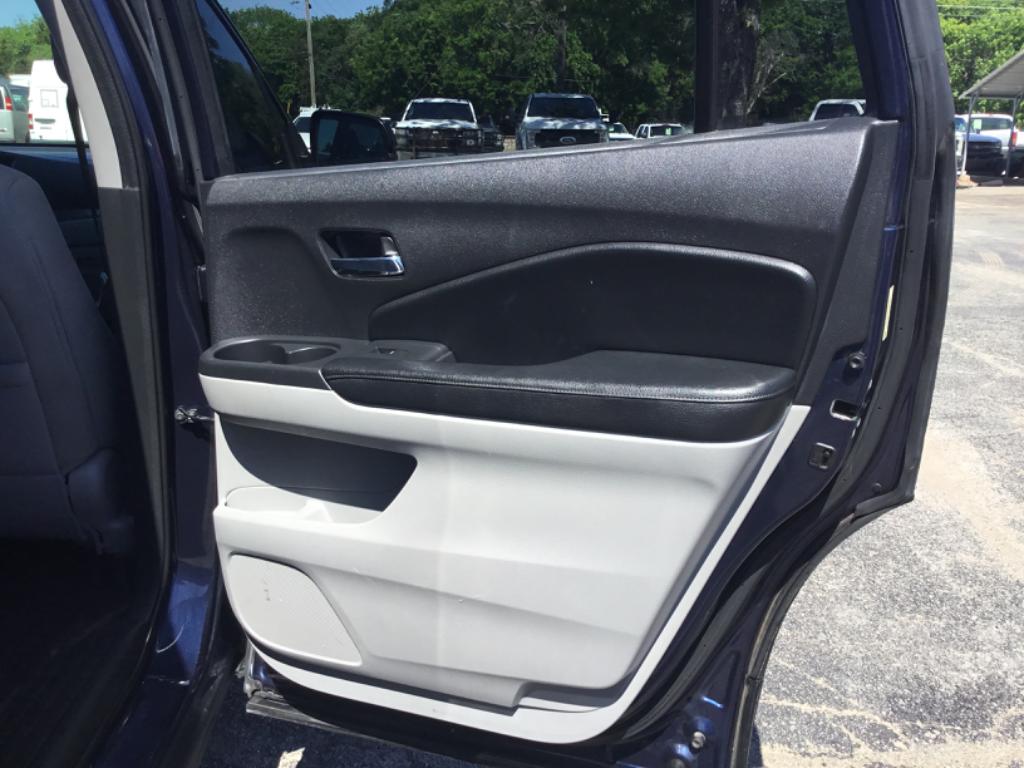 2016 Honda Pilot - $8,999