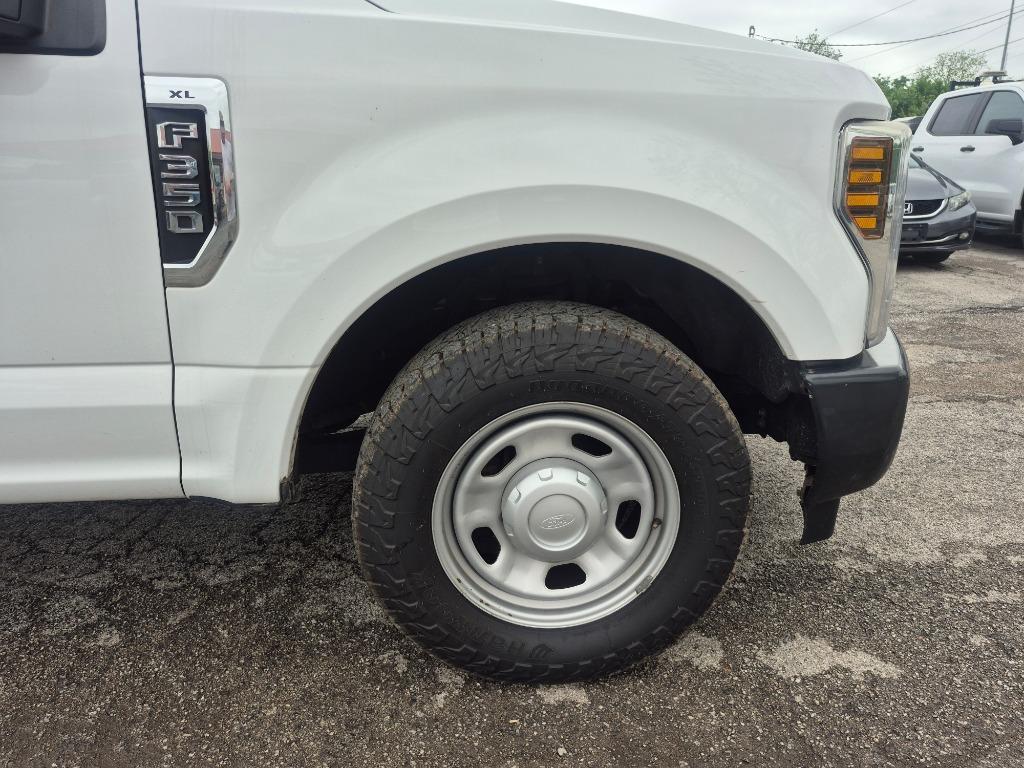 2019 Ford F-350 - $18,999